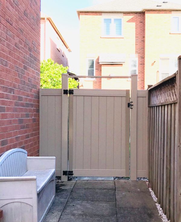 vinyl fencing toronto