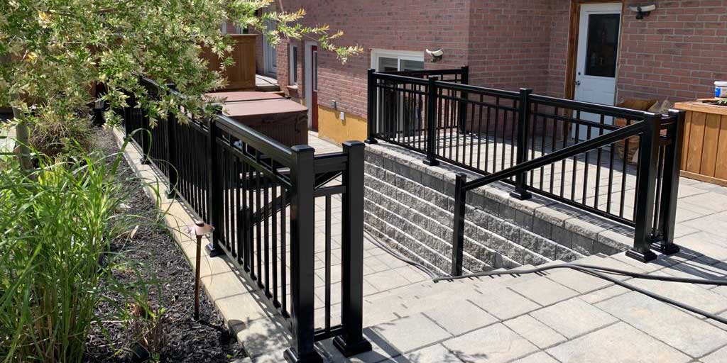 Aluminum-Railing-Newmarket.jpg