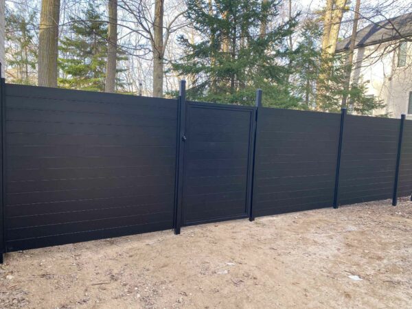 horizontal aluminum fence